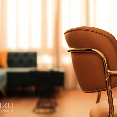 Miku Apartment Tirana Buitenkant foto