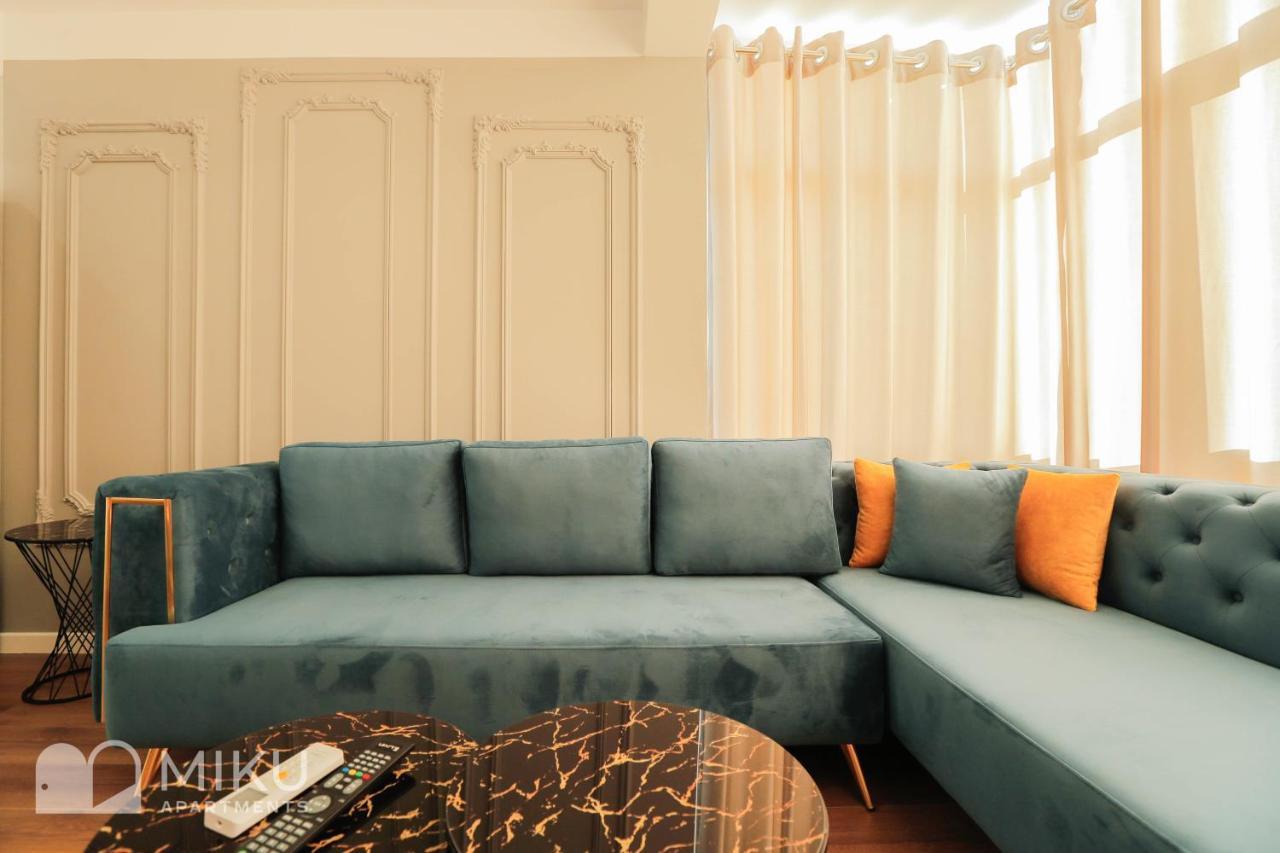 Miku Apartment Tirana Buitenkant foto