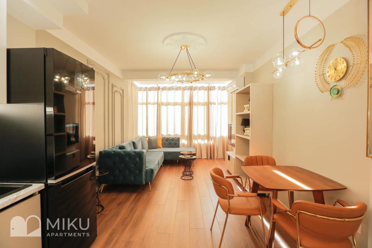 Miku Apartment Tirana Buitenkant foto