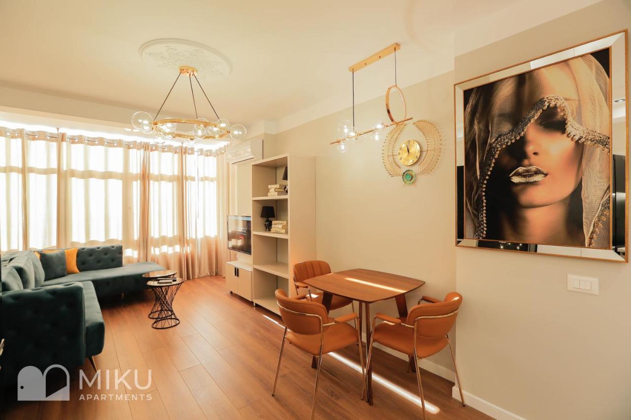 Miku Apartment Tirana Buitenkant foto