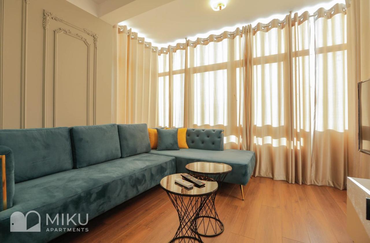 Miku Apartment Tirana Buitenkant foto