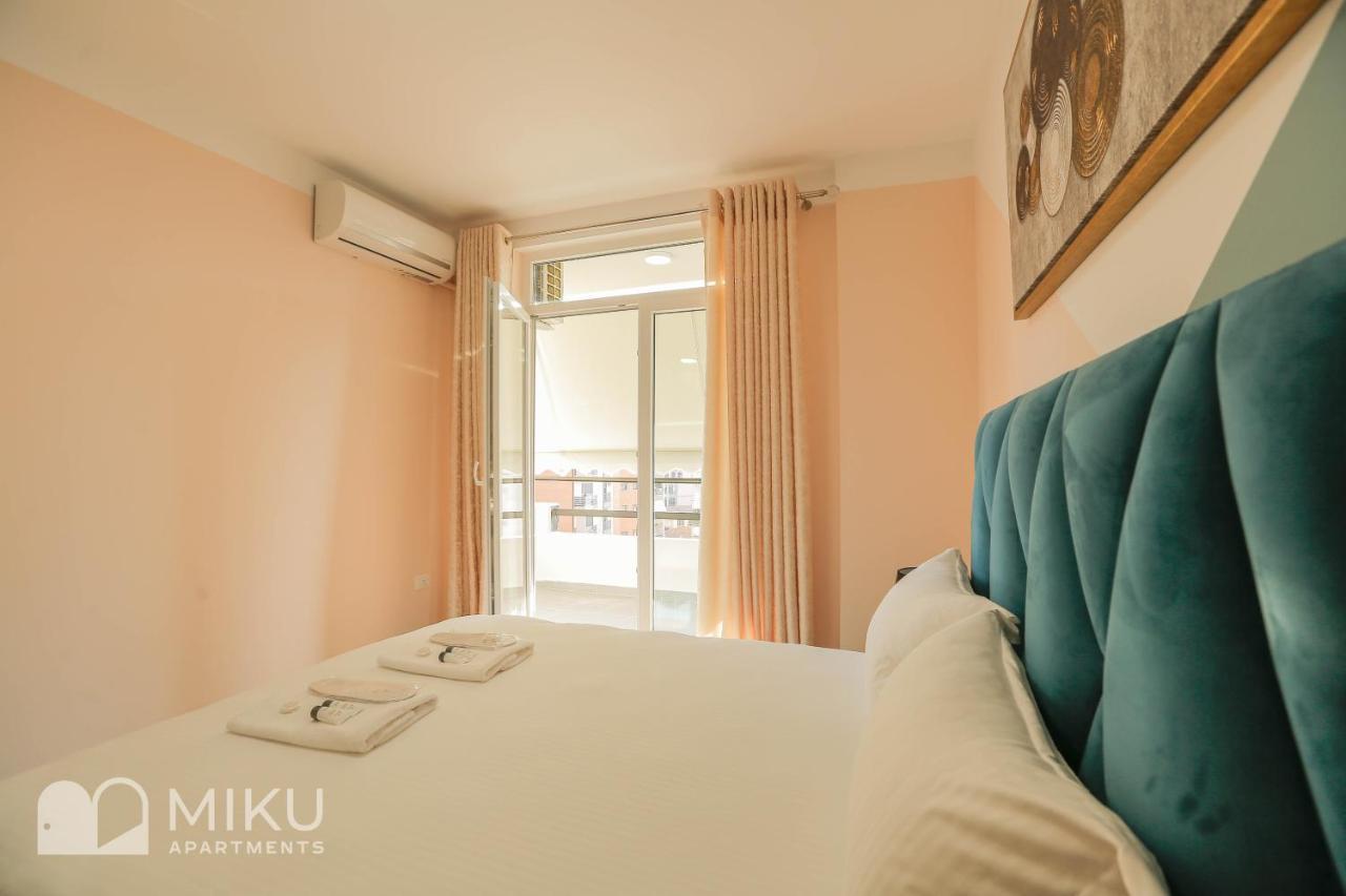 Miku Apartment Tirana Buitenkant foto