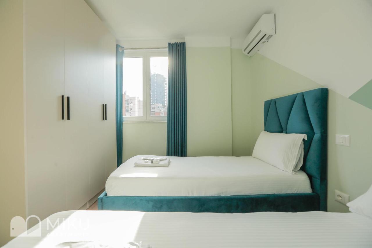 Miku Apartment Tirana Buitenkant foto