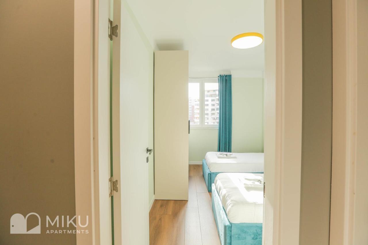 Miku Apartment Tirana Buitenkant foto